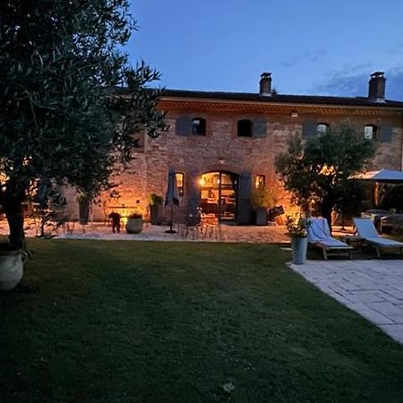 Le Clos De Mara Issus Eksteriør bilde